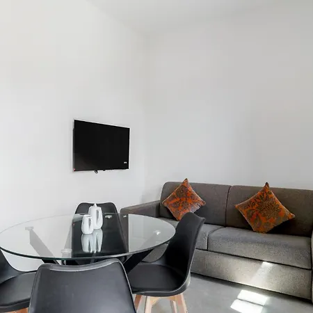 Apartman Le Dodici Porte- Porta San Felice 6 By District Bologna