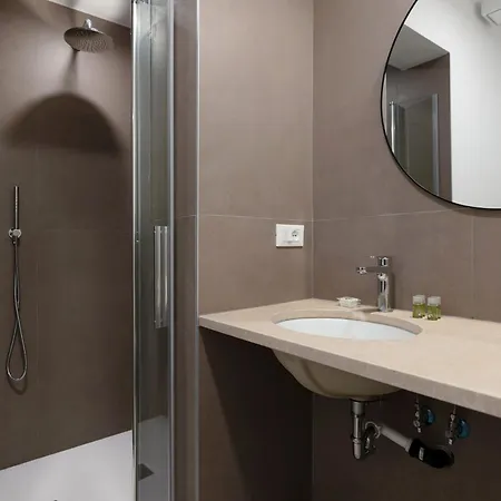Apartman Le Dodici Porte- Porta San Felice 6 By District Bologna