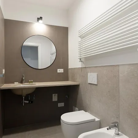 Le Dodici Porte- Porta San Felice 6 By District *