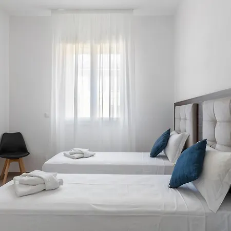 Apartman Le Dodici Porte- Porta San Felice 6 By District *