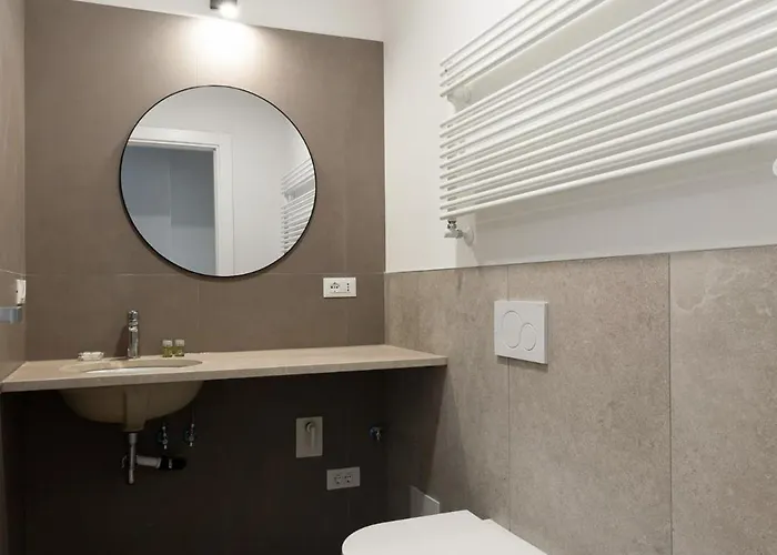 Le Dodici Porte- Porta San Felice 6 By District *