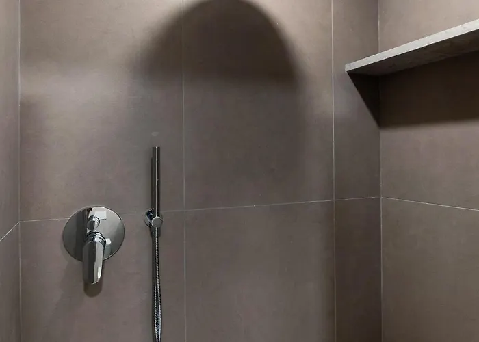 Le Dodici Porte- Porta San Felice 6 By District