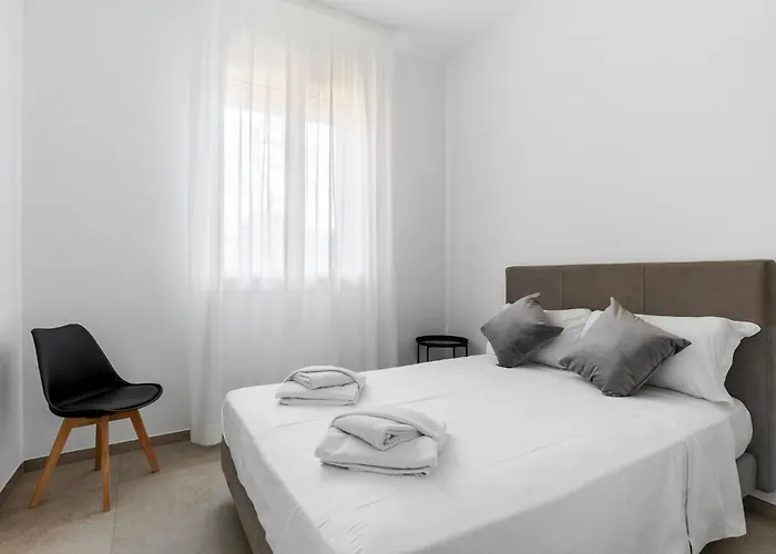 Le Dodici Porte- Porta San Felice 6 By District בולוניה